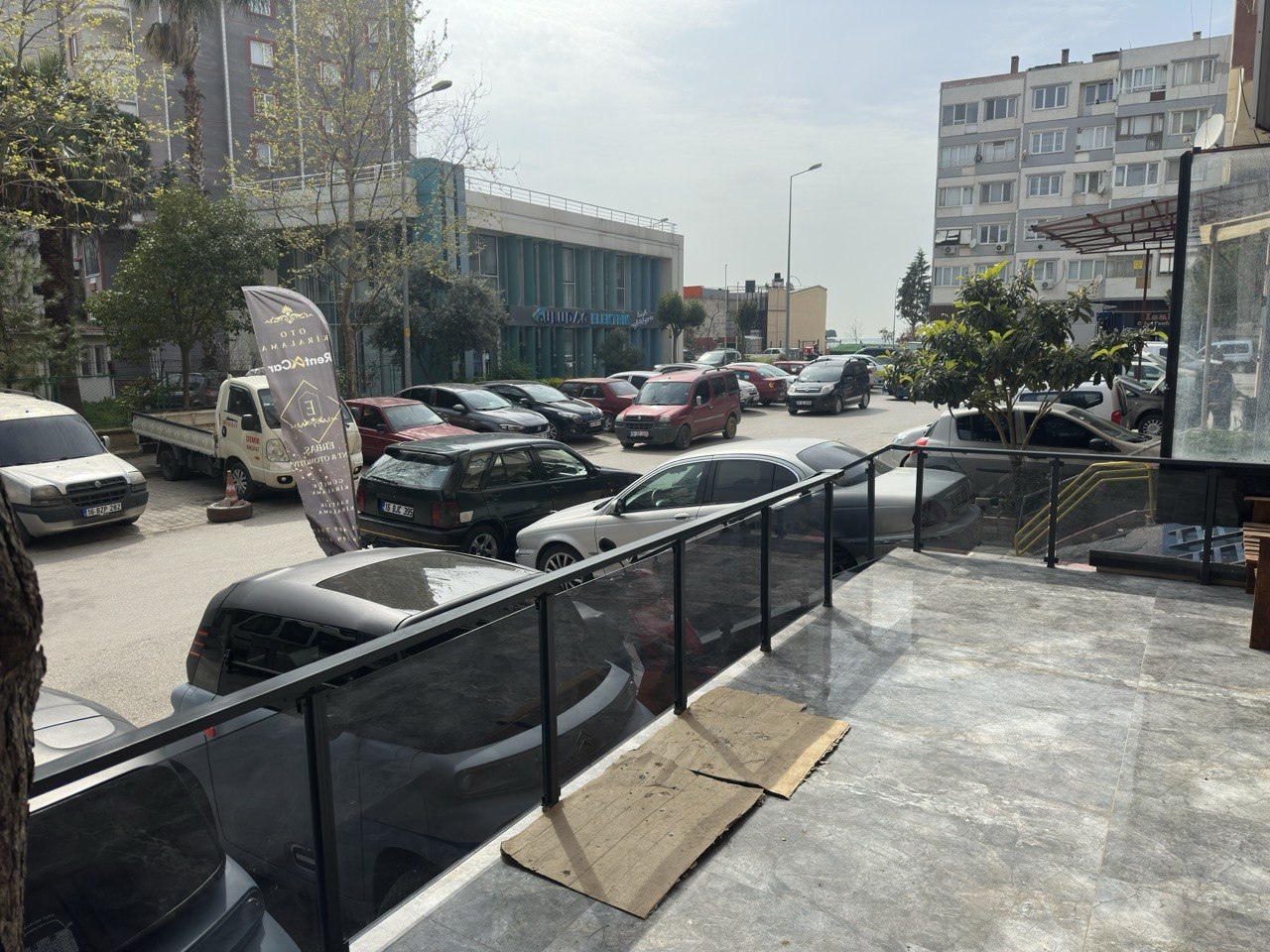 EcoRide elektrikli araç filosu